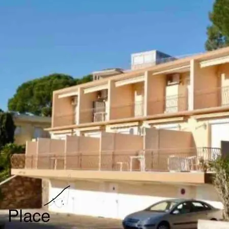Studio Vue Mer Avec Piscine Le Lavandou
