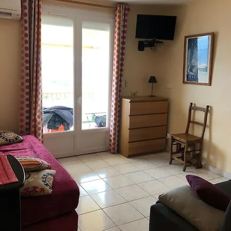 Studio Vue Mer Avec Piscine Apartamento *